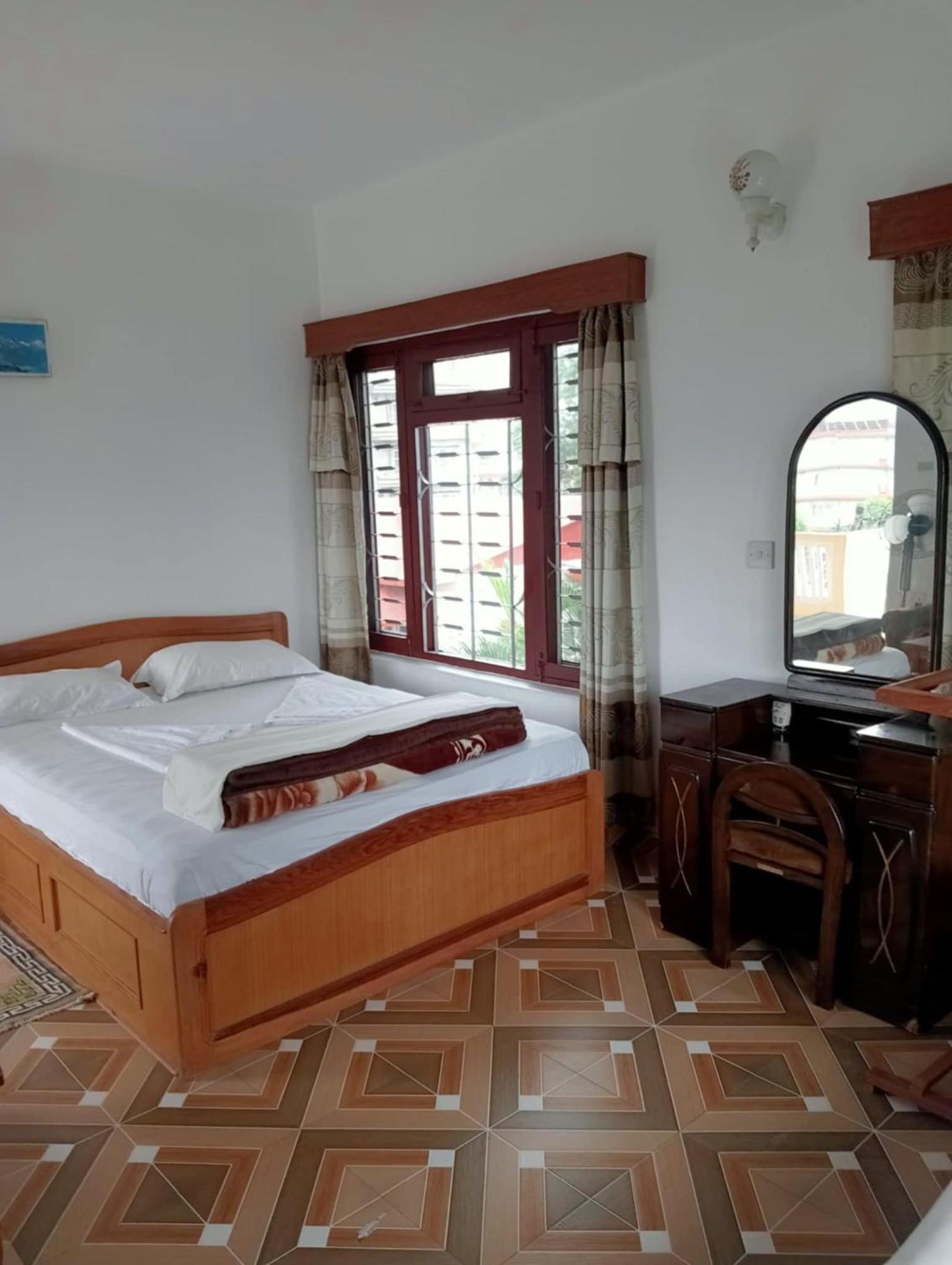 New Summit Guest House Похара Екстериор снимка